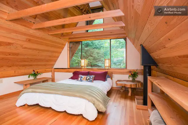 Arquitectura japonesa en casa de la selva