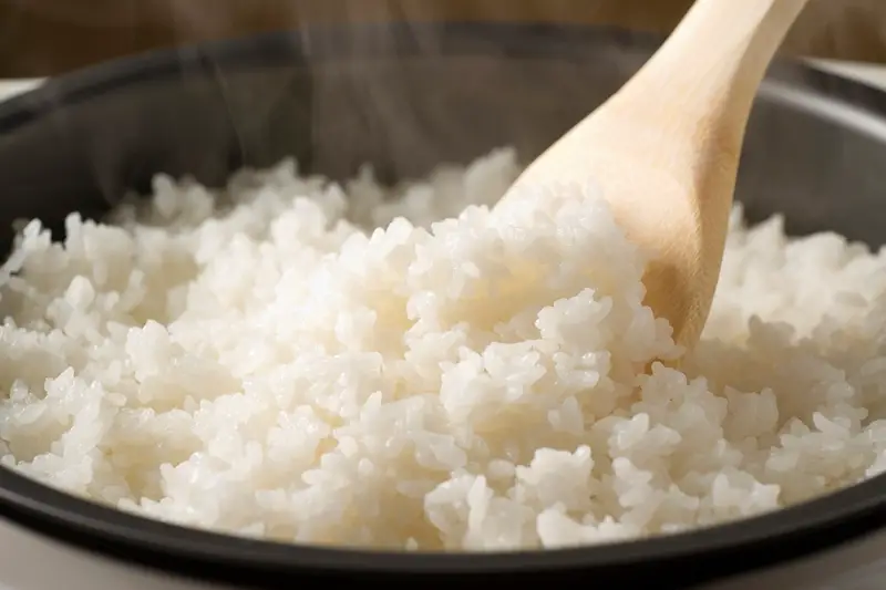 beneficios del arroz para la piel