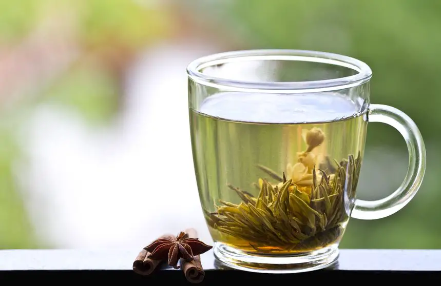 Acelera el metabolismo con té verde y cayena