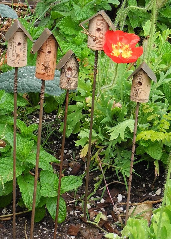 jardín casa de pájaros