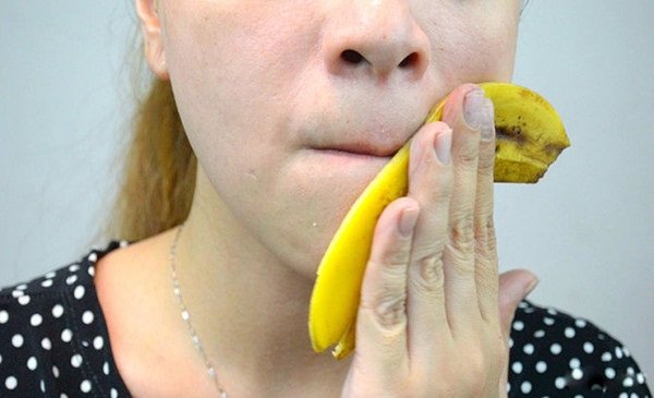 Los beneficios de la cáscara de plátano para la piel