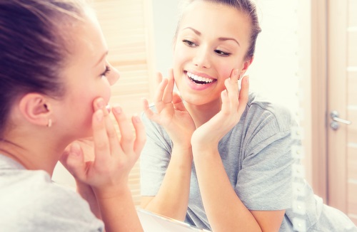 Beneficios del serum casero para el rostro