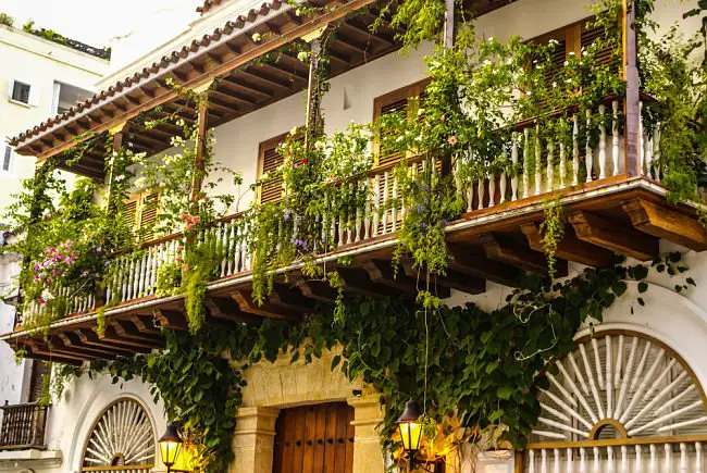 Estilos de balcones en Colombia