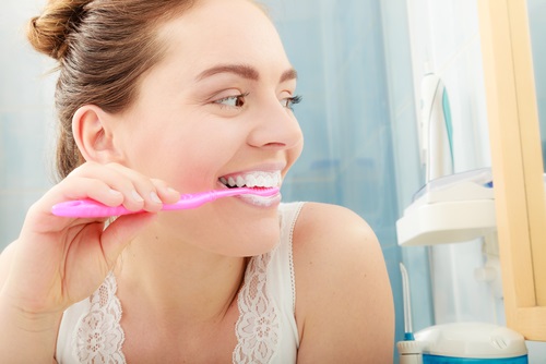 la higiene bucal importante para prevenir el mal aliento