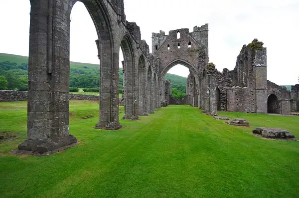 ruinas de abbey irlanda