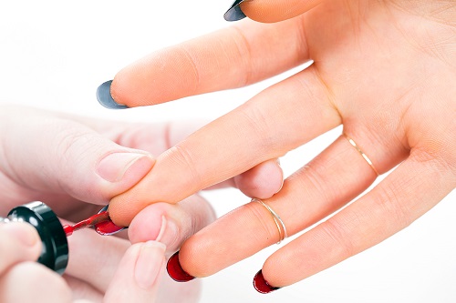 flip manicure y la tendencia para uñas