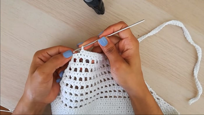 Como tejer un top de verano en Crochet en sencillos pasos 9