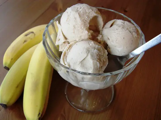 delicioso helado de banana sin leche