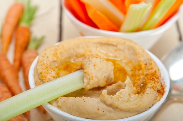 snacks para perder peso hummus