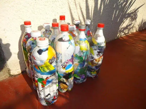 Ecoladrillos: Alternativa para reutilizar residuos plásticos