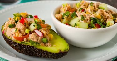 Deliciosa ensalada de atún vegano