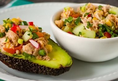 Deliciosa ensalada de atún vegano