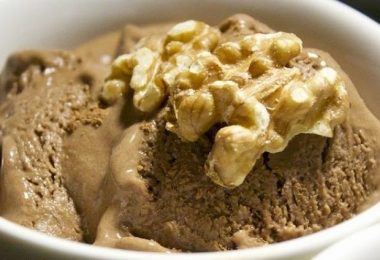 Helado de chocolate con coco