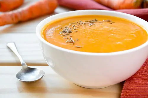 Sopa crema cúrcuma