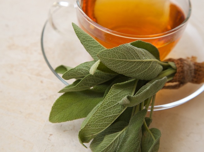 jarabe de salvia para conseguir un vientre plano