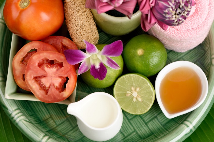 aclarar la piel con tomate