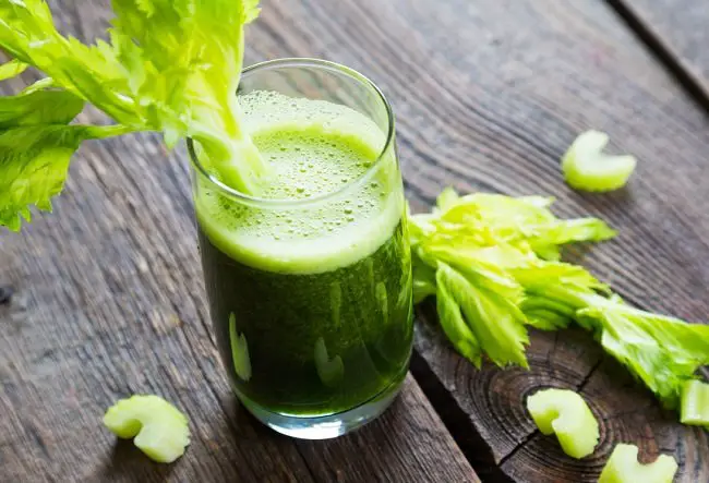 verduras que actúan como laxantes como el apio