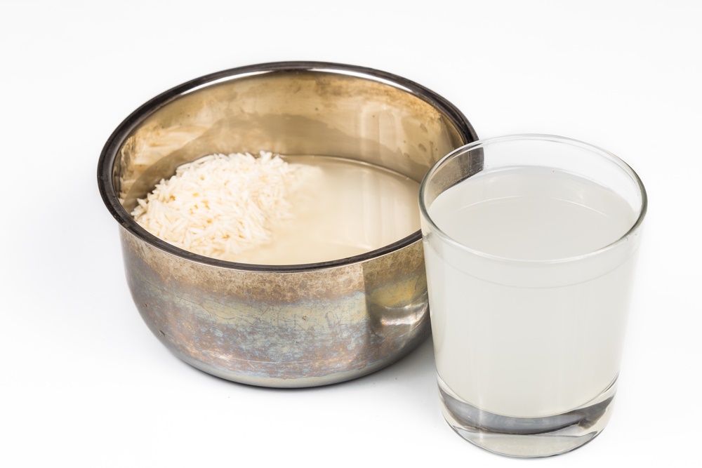 agua de arroz sartén