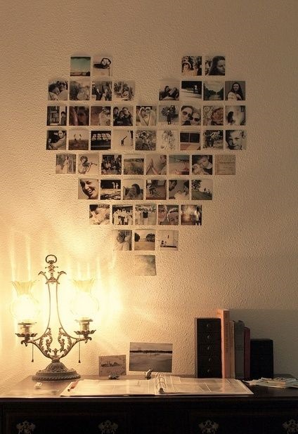 cuadro con fotos familiares con forma de corazón