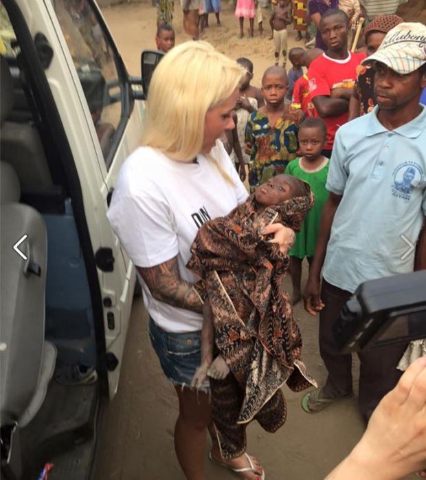 rescate de niño africano