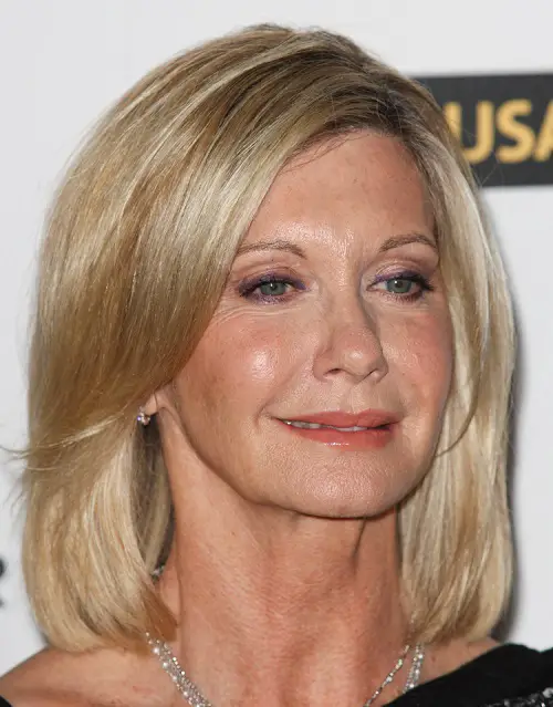 Olivia newton john mujeres de 60