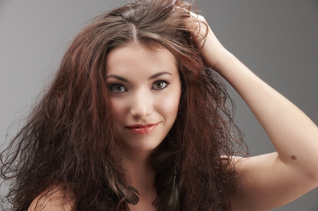 cabello frizz y maltratado