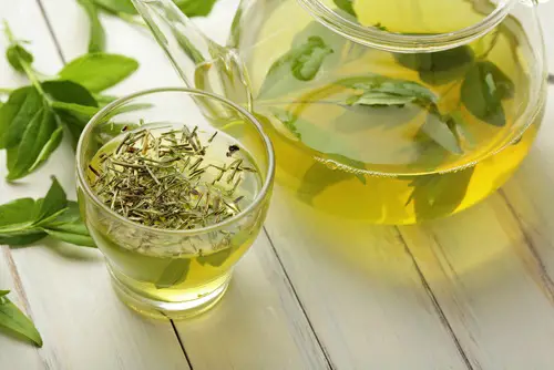 beneficios de beber té verde