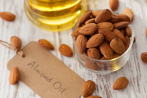 Aceite de almendras para eliminar el exceso de cera del oído