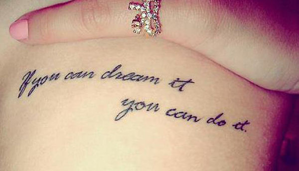 Frase sobre los sueños para tatuaje