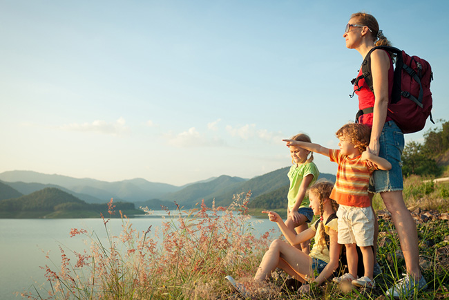 vacacionar en las montañas con la familia