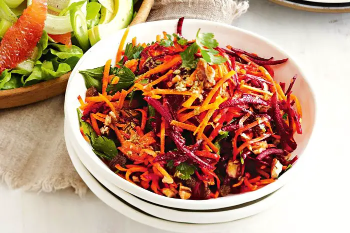 Prepara una ensalada detox para limpiar el colon