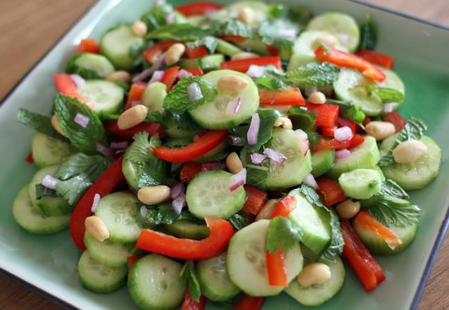 bajar kilos con ensalada de pepino