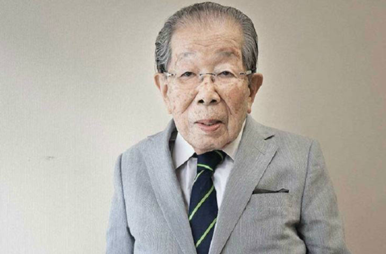 Médico japonés de 104 cuenta su secreto para vivir tantos años