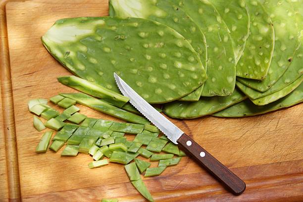 nopales para preparar un batido para depurar el organismo