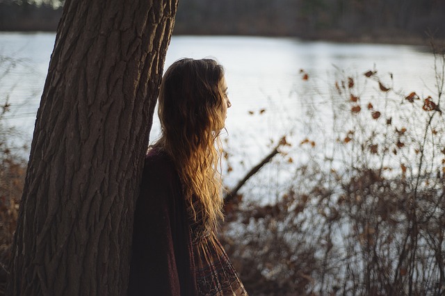 Mujer que quiere cambiar su actitud