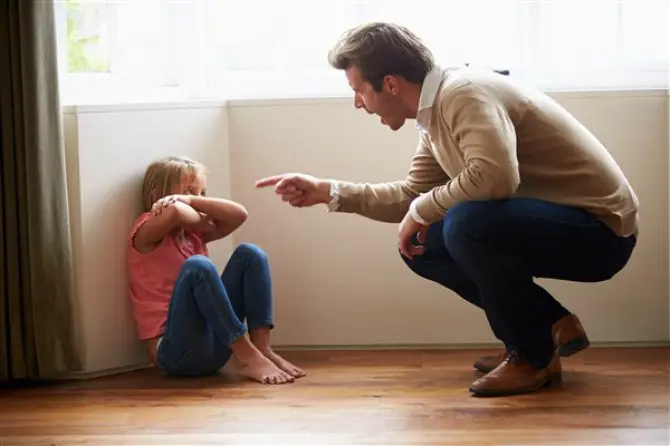 daños que ocasionan los padres narcisistas