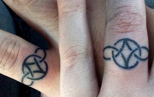 tatuajes para parejas anillos