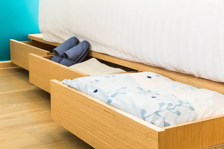 30 ideas para almacenar debajo de la cama