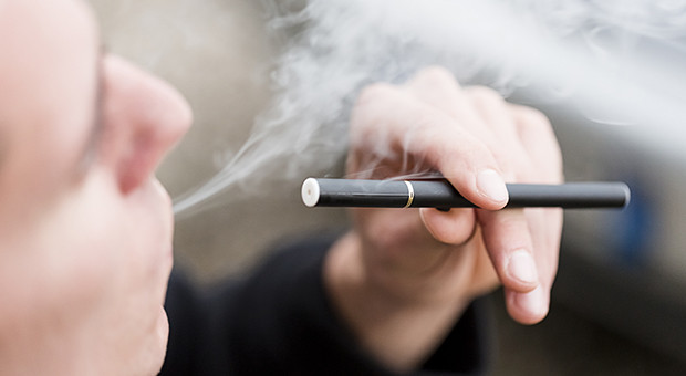 Los peligros que pueden ocasionar los cigarrillos electrónicos para la salud