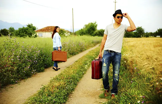 una pareja que se está divorciando