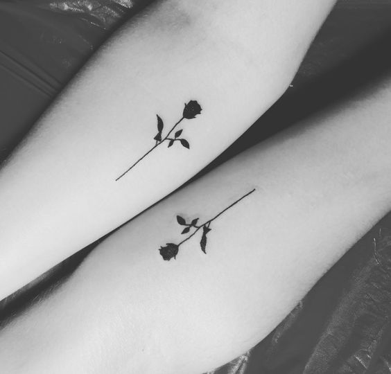 Tatuagens de rosas para casais ou amigos