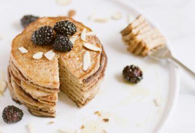 Pancake vegano para tener un desayuno saludable
