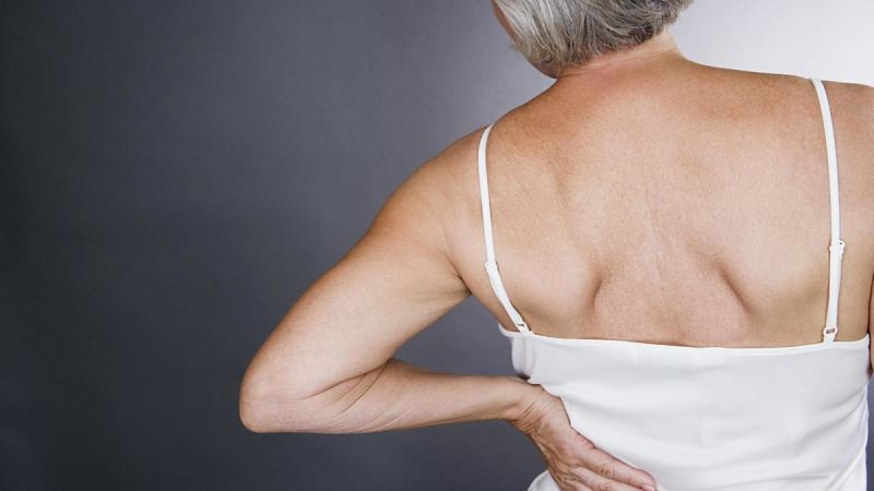 Vitamina D y la salud ósea en mujeres con menopausia