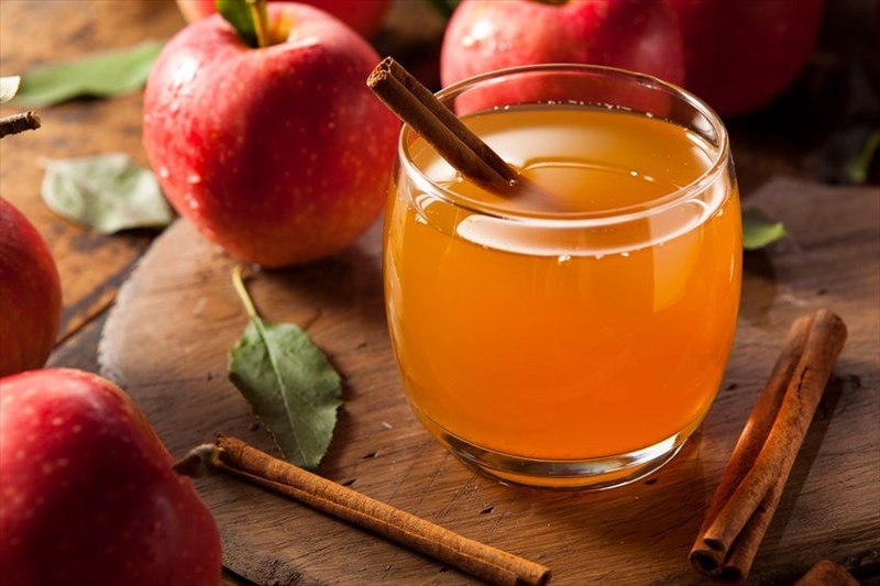 Aprovecha las ventajas del vinagre de manzana para reducir los antojos
