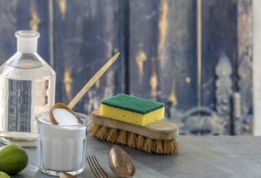 Soluciones caseras para desengrasar los muebles
