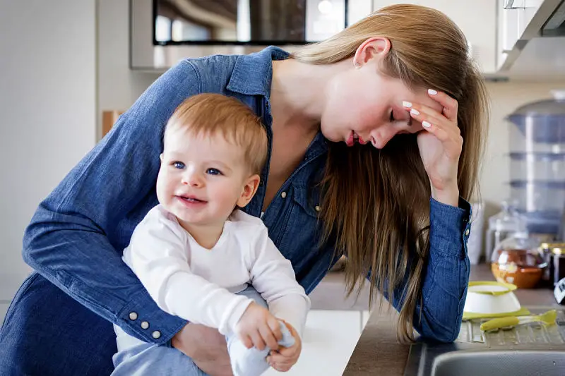 Agotamiento mental madre