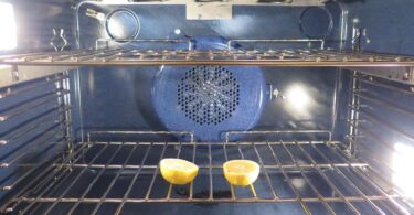 Cómo limpiar el horno con limón