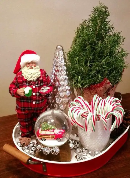 charola navideña decorativa con minipinito santaclaus 