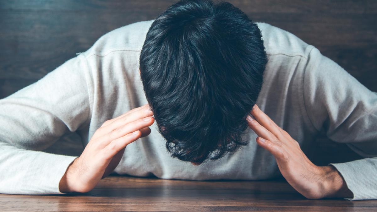 Persona que presenta dificultades para concentrarse