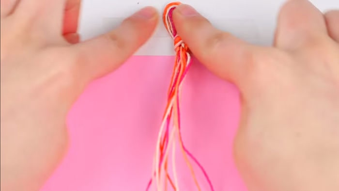 Cómo hacer pulseras con hilo encerado paso a paso 10